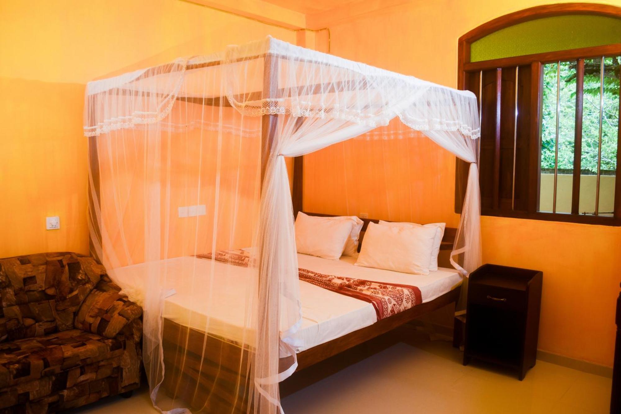 Villa Mihindi Хіккадува Екстер'єр фото