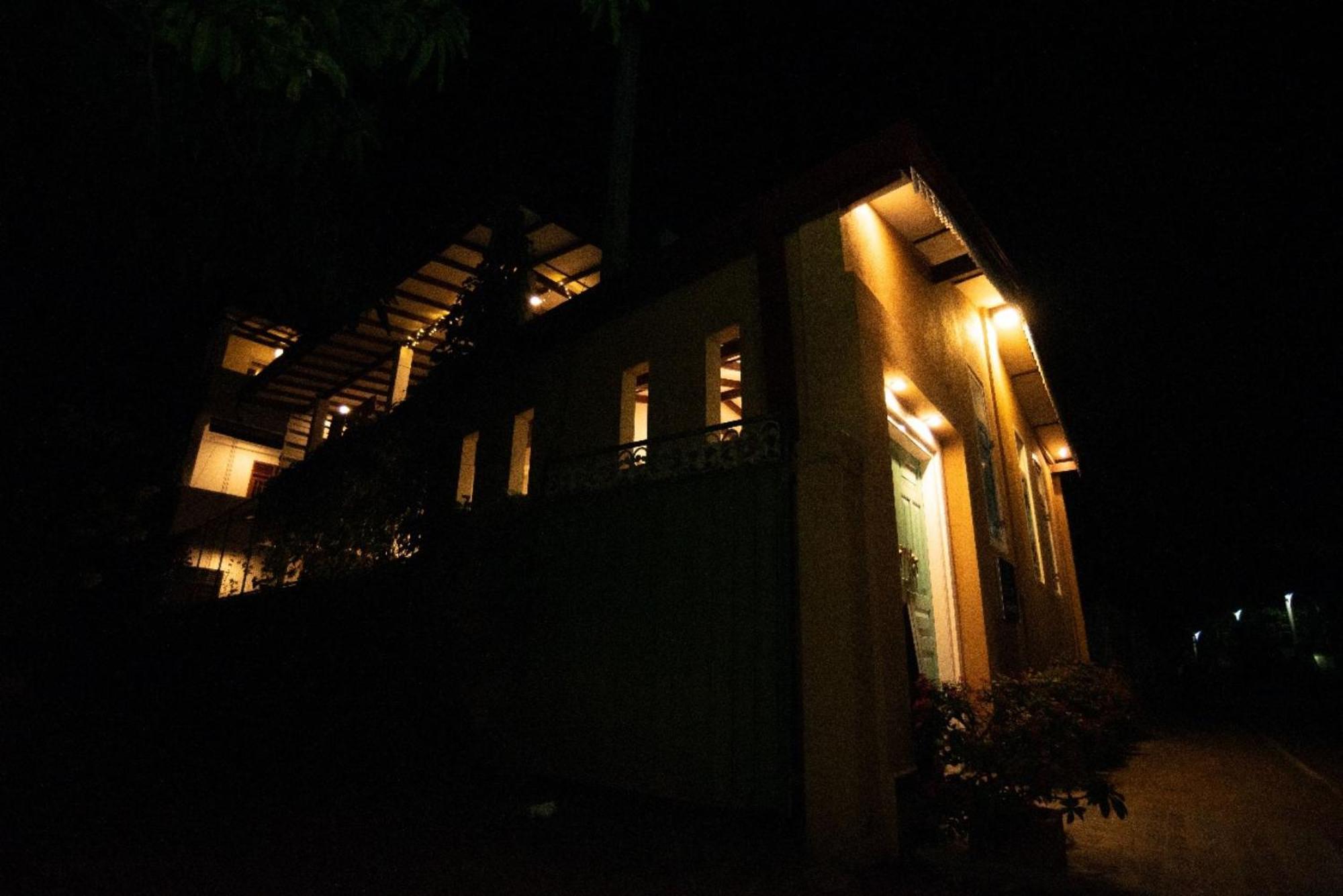 Villa Mihindi Хіккадува Екстер'єр фото
