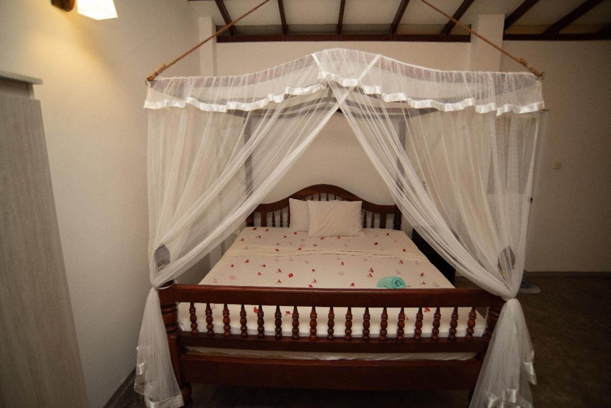 Villa Mihindi Хіккадува Екстер'єр фото