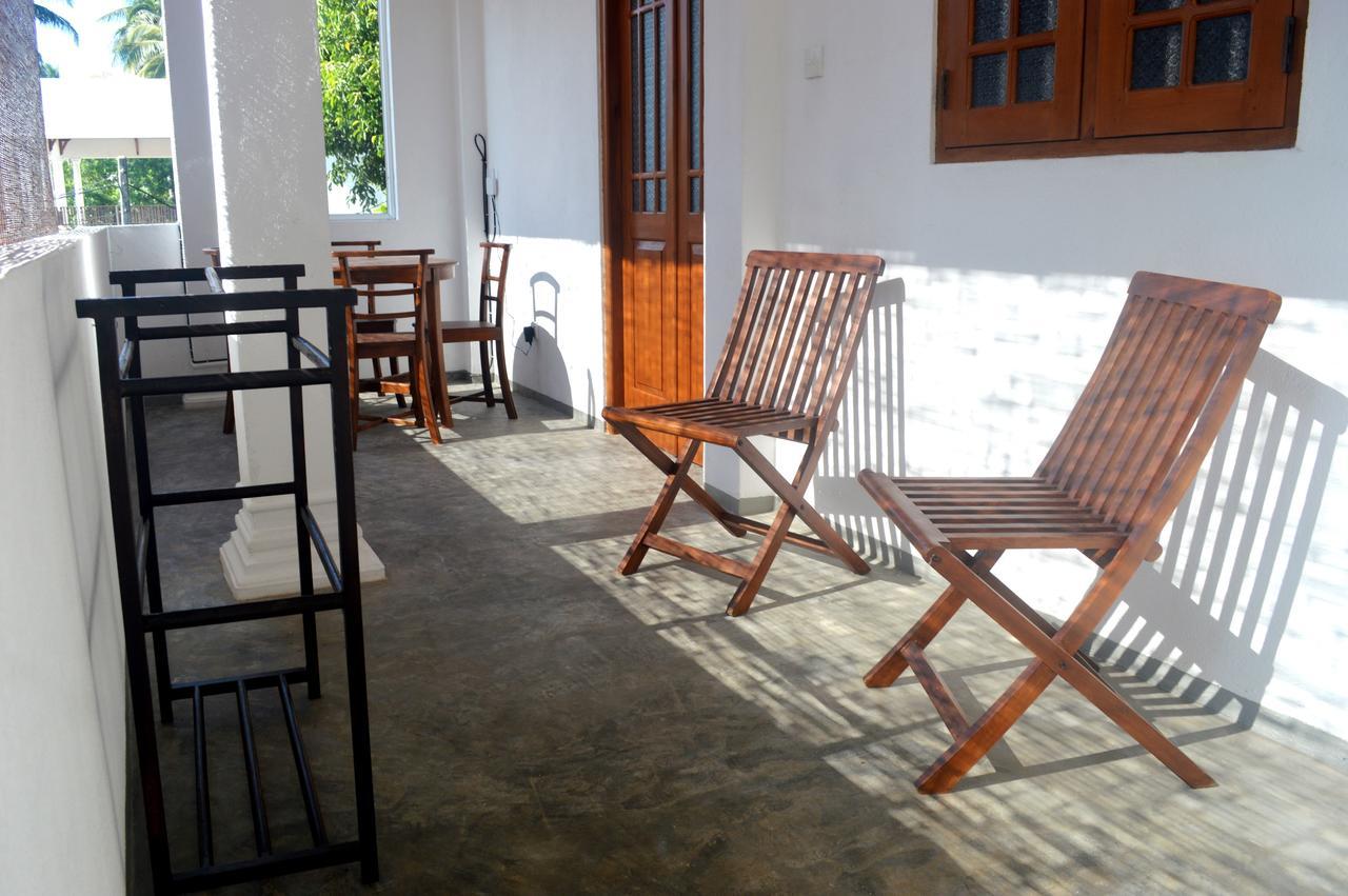 Villa Mihindi Хіккадува Екстер'єр фото