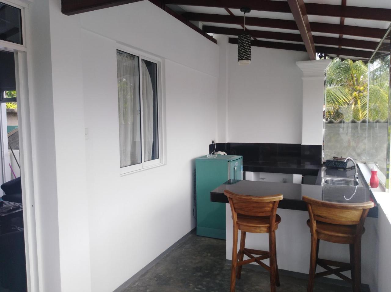 Villa Mihindi Хіккадува Екстер'єр фото